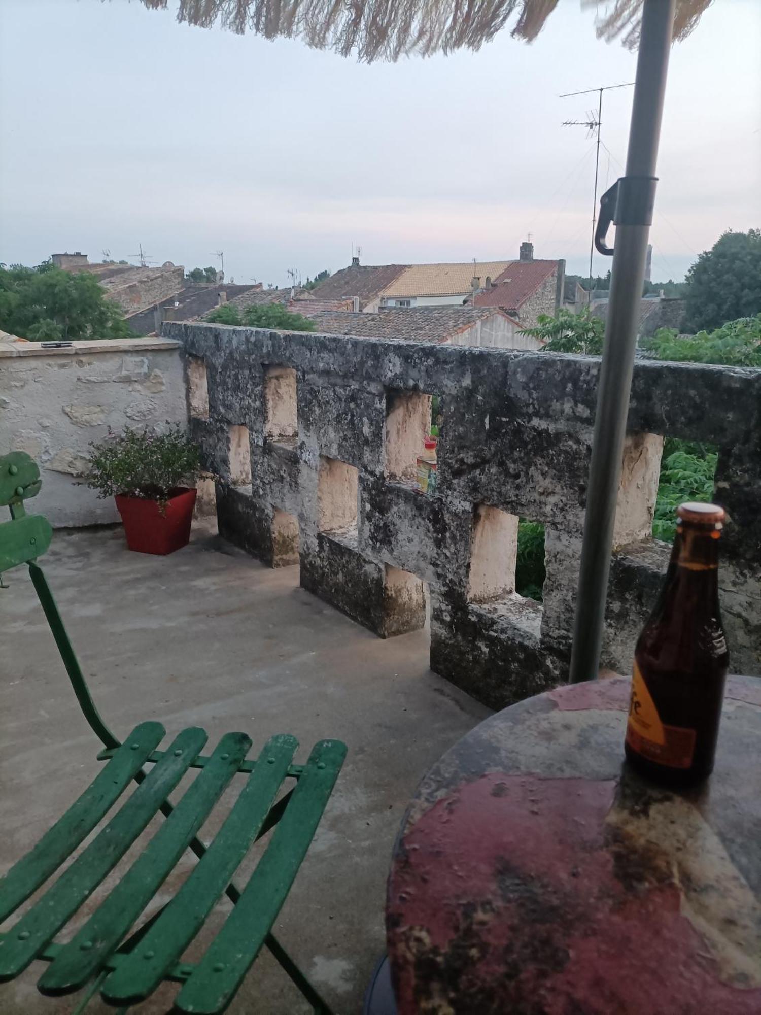 A Deux Pas D'avignon * Aramon
