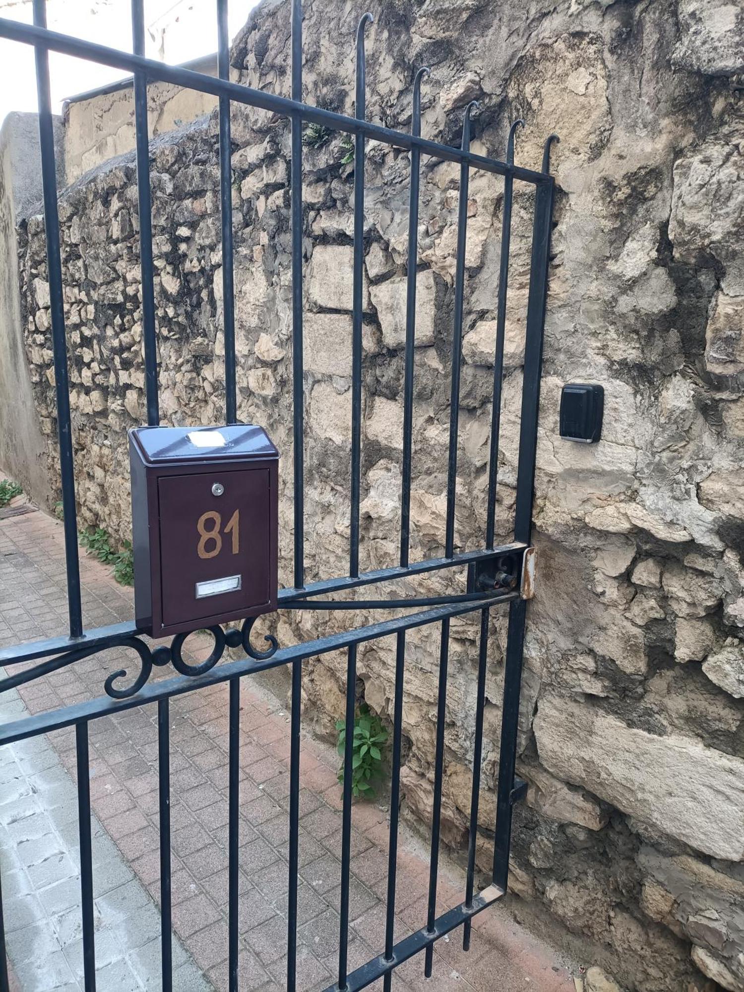 Holiday home A Deux Pas D'avignon Aramon
